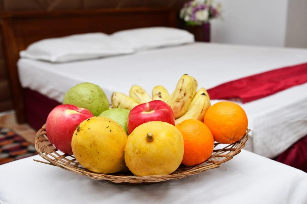 Hotel Fila Коломбо Экстерьер фото
